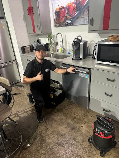 Appliance repair by Max Appliance technician - photo 5