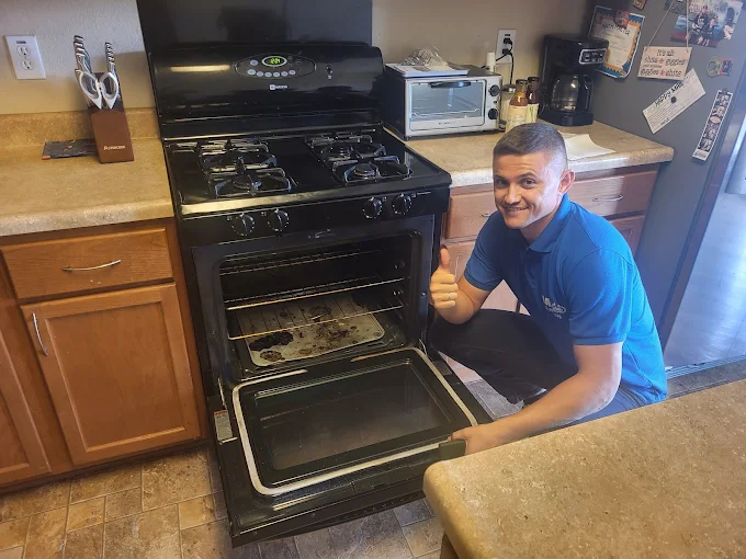 Appliance repair by Max Appliance technician - photo 2